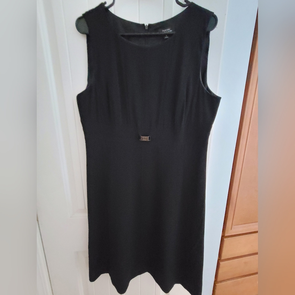 Tahari Arthur S. Levine Dress Size 14